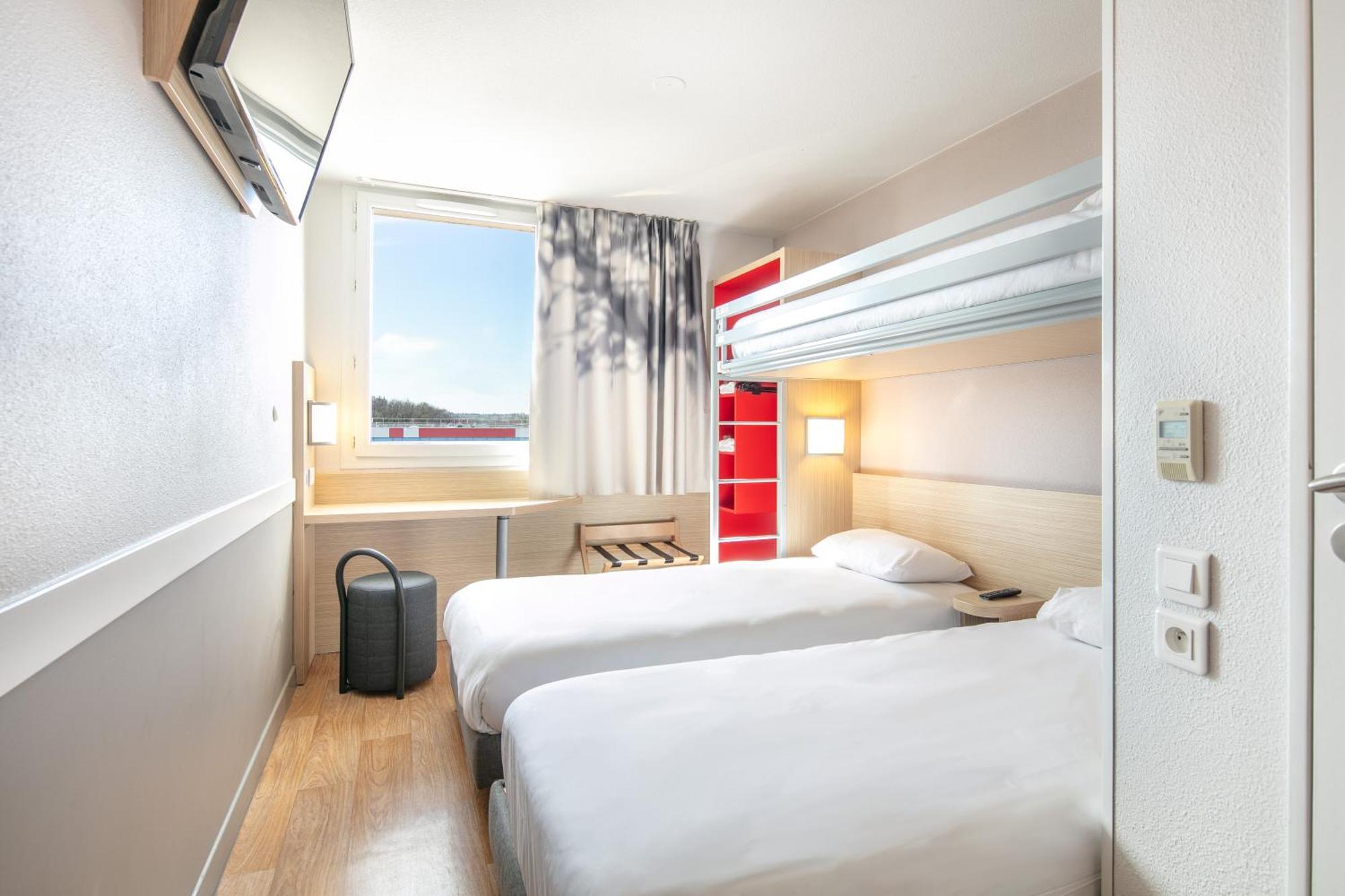 Première Classe Lyon Est - Quentin Fallavier - Aéroport Hotel